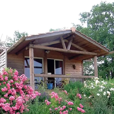 Domek alpejski Avec Vue Sur La Montagne A + Piscine Partagee Pauilhac